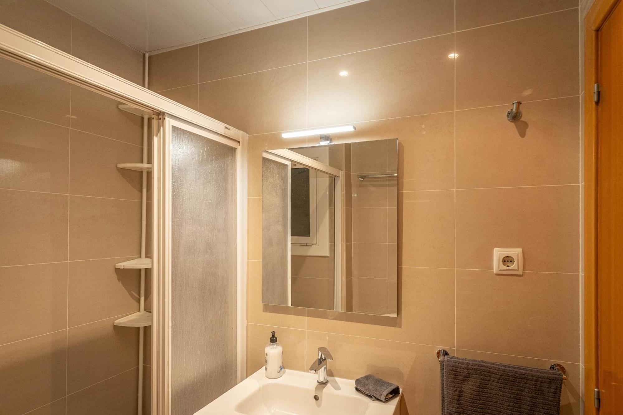 Lindo Apartamento Vila De Gracia Барселона Екстер'єр фото